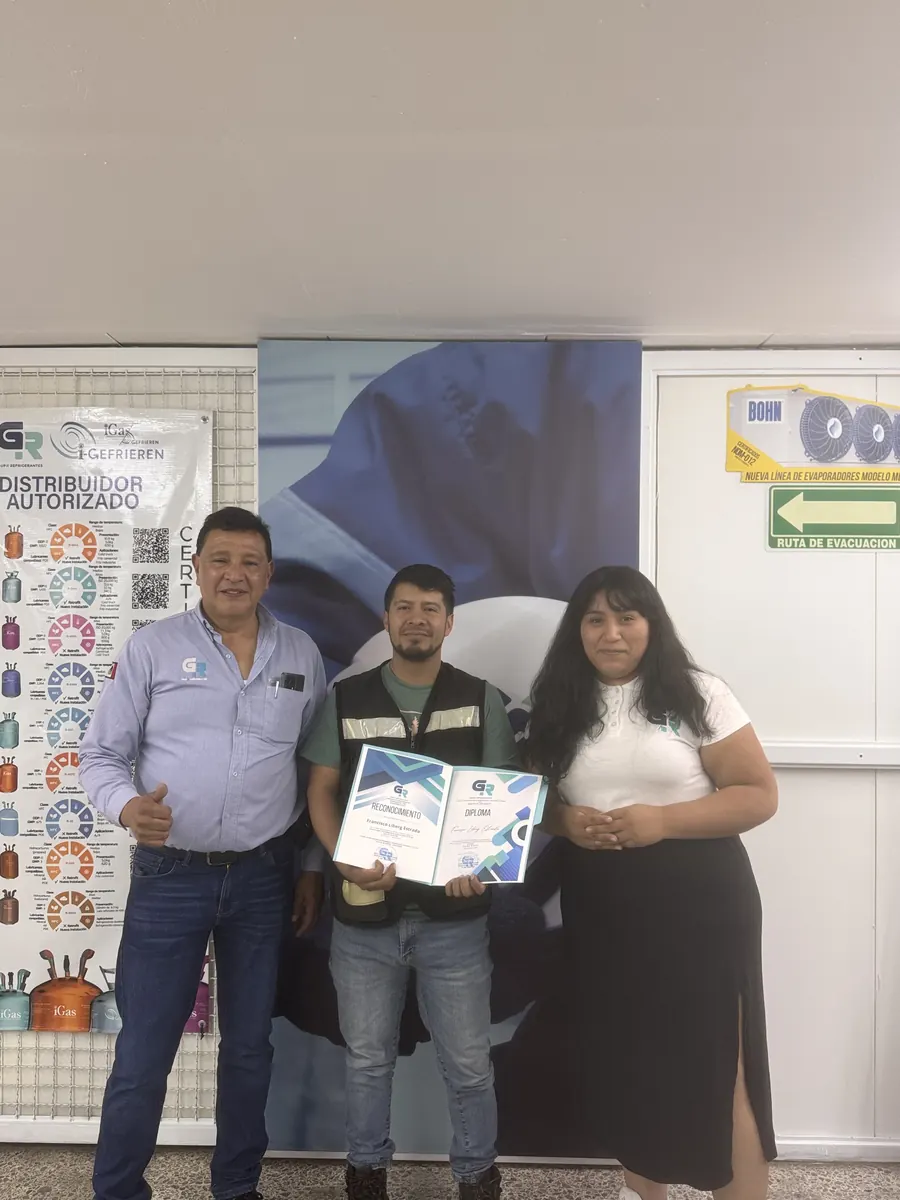 Egresado ACR 03